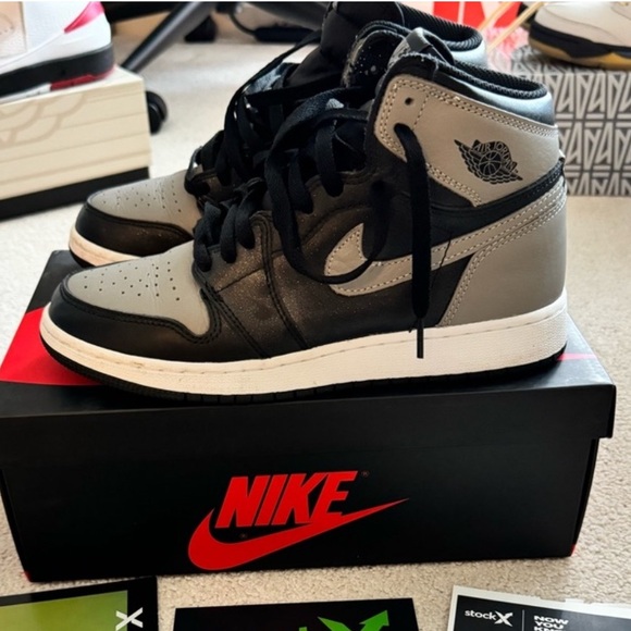 Air Jordan 1 Retro High “Shadow” 2018 - Size 6.5Y - Picture 4 of 5